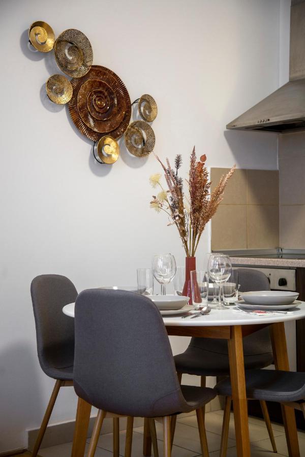 Central Gozsdu Apartment In The Party Street Budapest Luaran gambar