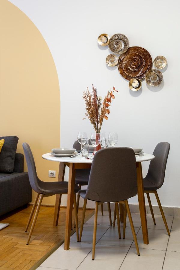 Central Gozsdu Apartment In The Party Street Budapest Luaran gambar